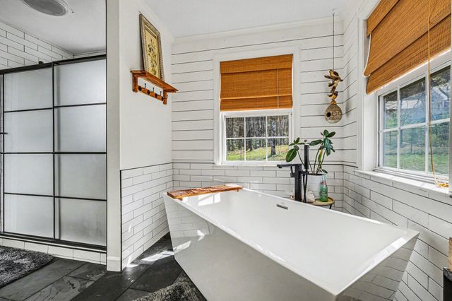 7552 Nolensville Rd, Nolensville, TN 37135