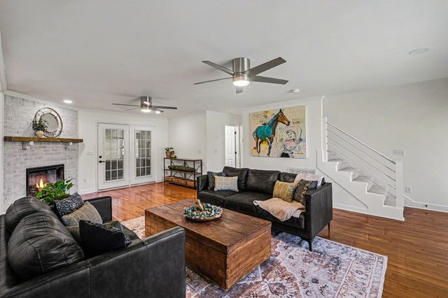 7552 Nolensville Rd, Nolensville, TN 37135