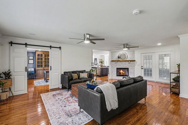 7552 Nolensville Rd, Nolensville, TN 37135