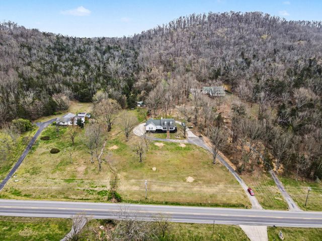 7552 Nolensville Rd, Nolensville, TN 37135