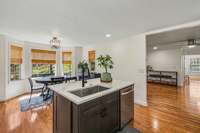 7552 Nolensville Rd, Nolensville, TN 37135