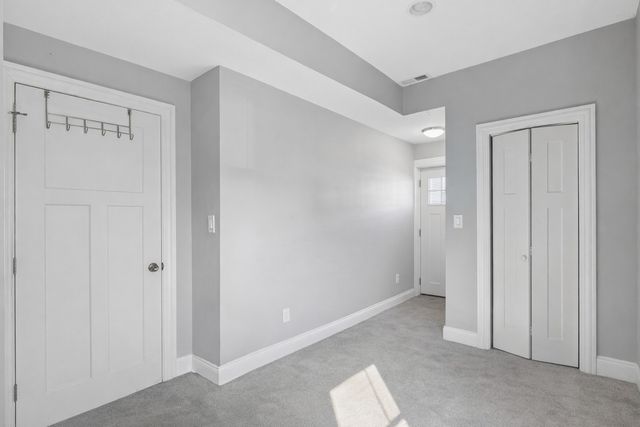 4411 S Calumet Avenue, Chicago, IL 60653