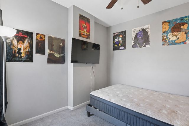 4411 S Calumet Avenue, Chicago, IL 60653