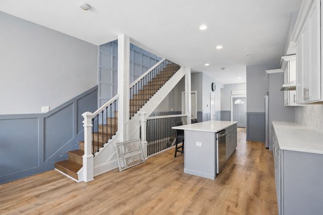 4411 S Calumet Avenue, Chicago, IL 60653