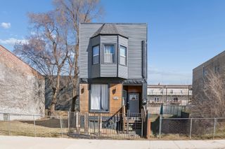 4411 S Calumet Avenue, Chicago, IL 60653