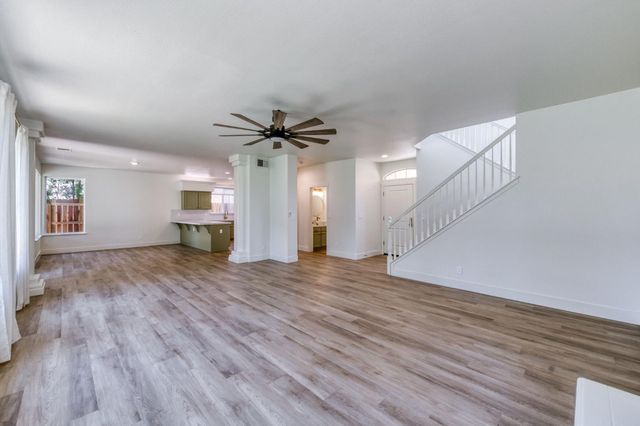 5021 W Decatur Avenue, Fresno, CA 93722