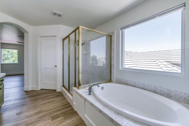 5021 W Decatur Avenue, Fresno, CA 93722