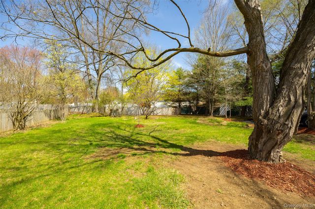 565 Old Hopewell Road, Hopewell Junction, NY 12533