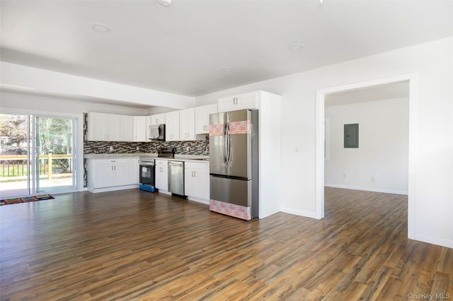 565 Old Hopewell Road, Hopewell Junction, NY 12533