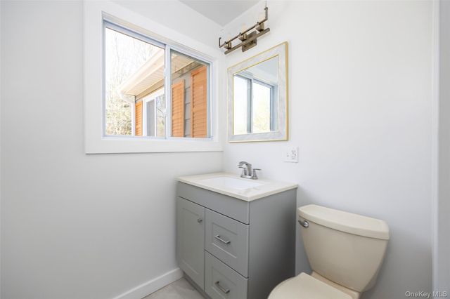 565 Old Hopewell Road, Hopewell Junction, NY 12533