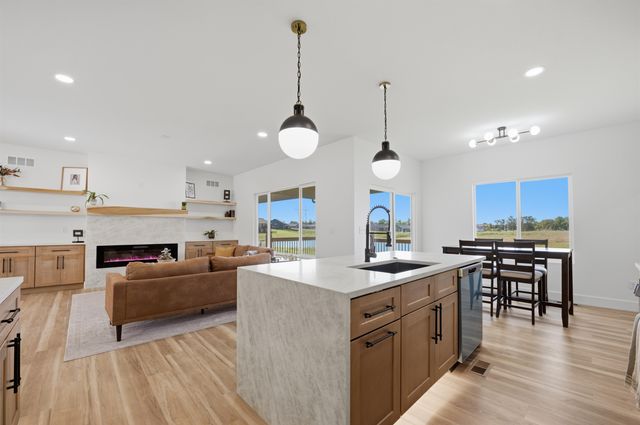 2739 E Ironstone St, Park City, KS 67219