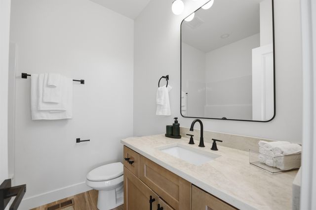 2739 E Ironstone St, Park City, KS 67219