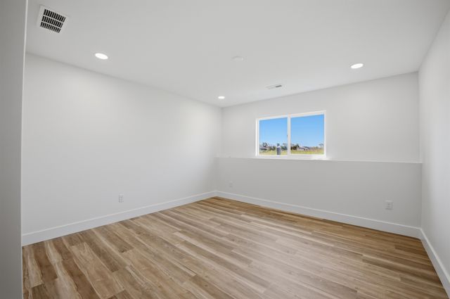 2739 E Ironstone St, Park City, KS 67219