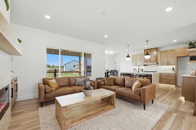 2739 E Ironstone St, Park City, KS 67219