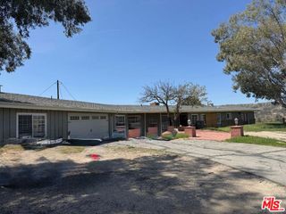 16015 Baker Canyon Road, Santa Clarita, CA 91390