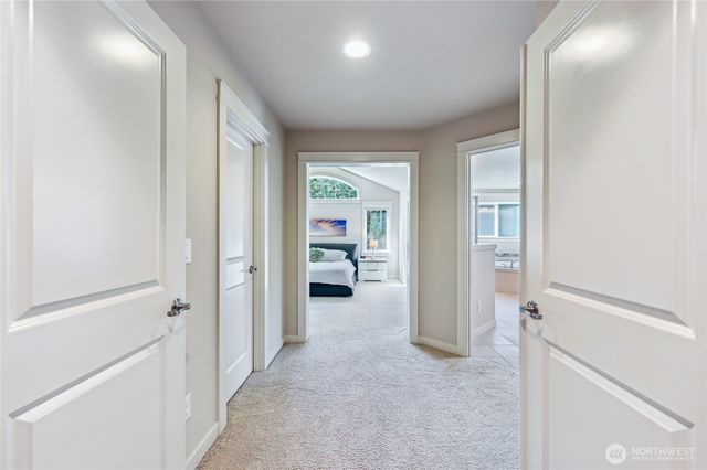 9939 242nd Way NE, Redmond, WA 98053