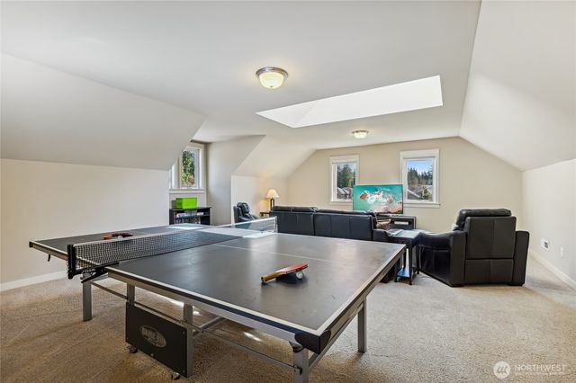 9939 242nd Way NE, Redmond, WA 98053