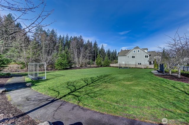9939 242nd Way NE, Redmond, WA 98053