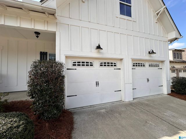 1326 CREEKSIDE GLEN, Irondale, AL 35210