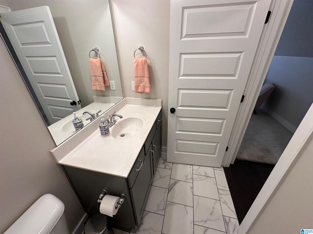 1326 CREEKSIDE GLEN, Irondale, AL 35210