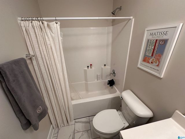 1326 CREEKSIDE GLEN, Irondale, AL 35210