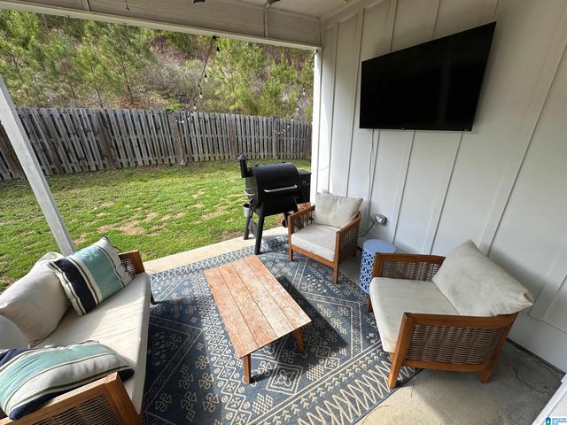 1326 CREEKSIDE GLEN, Irondale, AL 35210