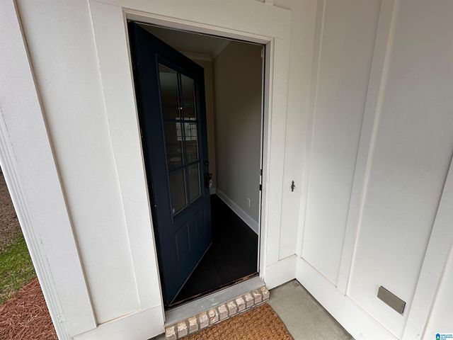 1326 CREEKSIDE GLEN, Irondale, AL 35210