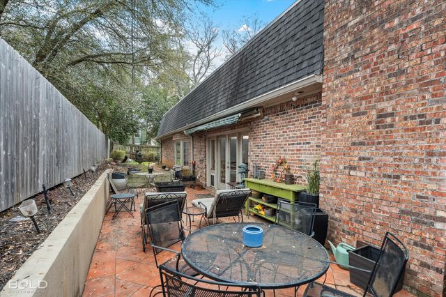 735 Villa Trabue Street, Shreveport, LA 71106