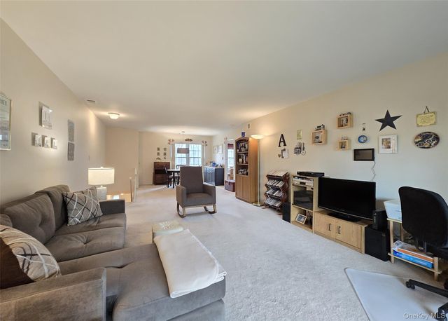 655 Middle Country Road 2-2E2, Coram, NY 11727