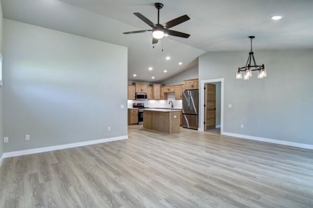 6804 Buck Tail Drive, Altoona, WI 54720