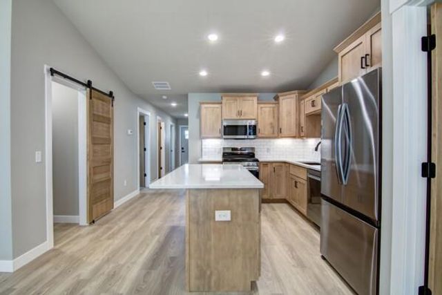 6804 Buck Tail Drive, Altoona, WI 54720
