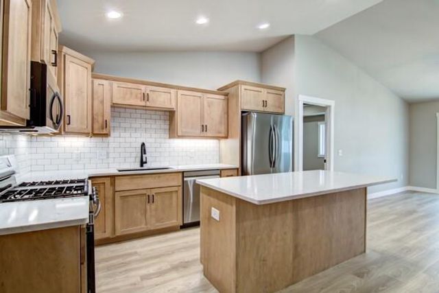 6804 Buck Tail Drive, Altoona, WI 54720