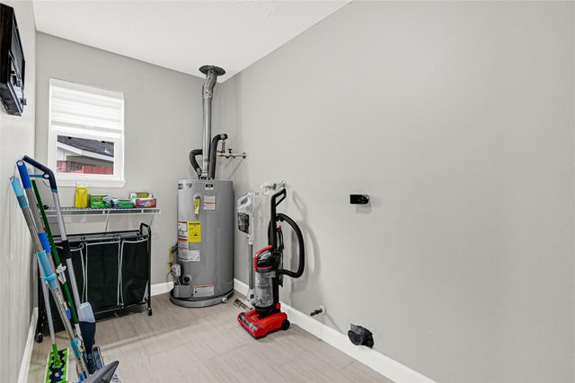 2407 Rambling Brook Drive, Spring, TX 77373