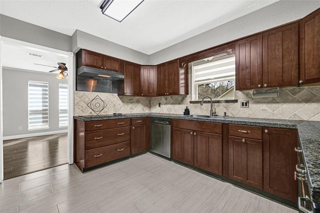 2407 Rambling Brook Drive, Spring, TX 77373