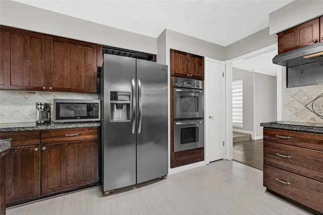 2407 Rambling Brook Drive, Spring, TX 77373