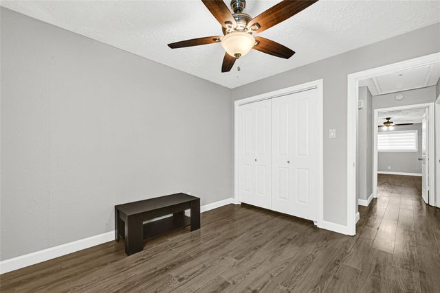 2407 Rambling Brook Drive, Spring, TX 77373