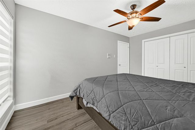 2407 Rambling Brook Drive, Spring, TX 77373