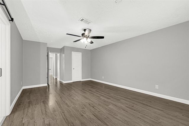 2407 Rambling Brook Drive, Spring, TX 77373