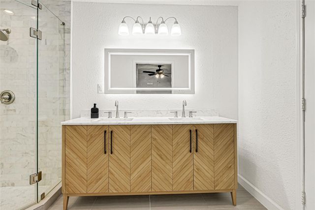 2407 Rambling Brook Drive, Spring, TX 77373