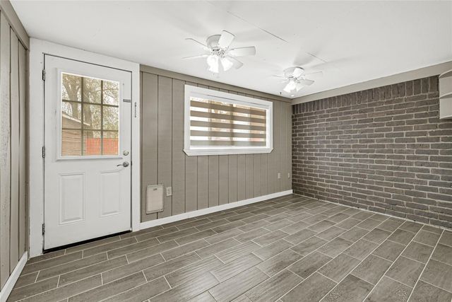 2407 Rambling Brook Drive, Spring, TX 77373