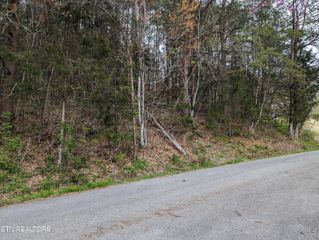 Dorothy Drive, Maynardville, TN 37807