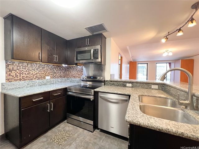 700 Richards Street 1005, Honolulu, HI 96813