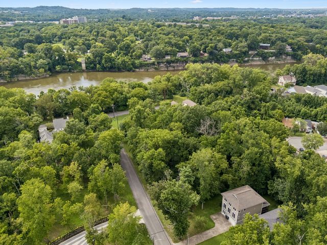 2113 Wooddale Ln, Nashville, TN 37214
