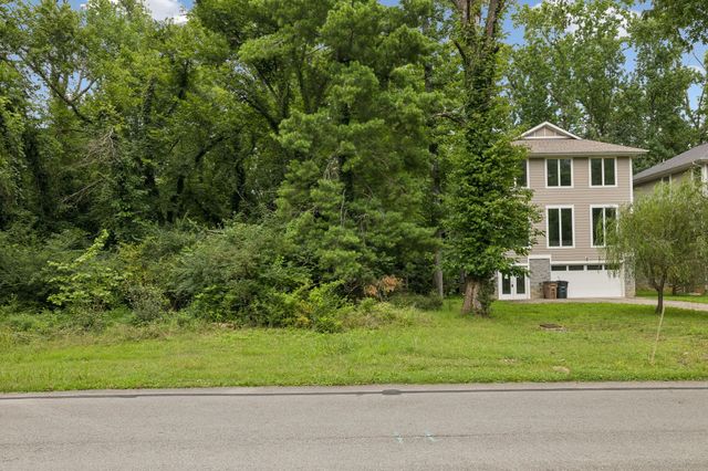 2113 Wooddale Ln, Nashville, TN 37214