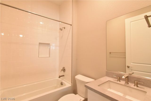 10149 Copper Meadow Avenue, Las Vegas, NV 89166