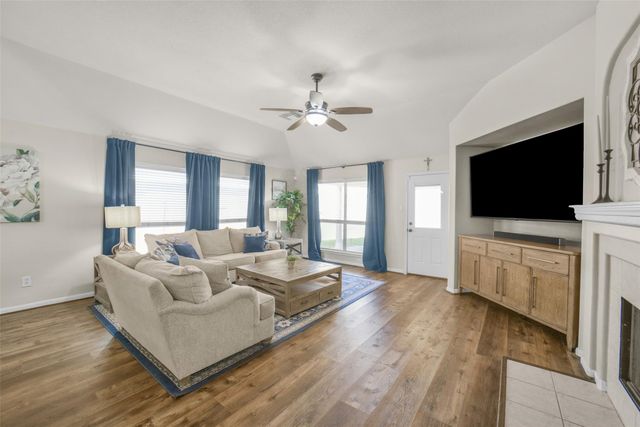 19314 Cloud Peak Drive, Tomball, TX 77377