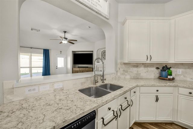 19314 Cloud Peak Drive, Tomball, TX 77377