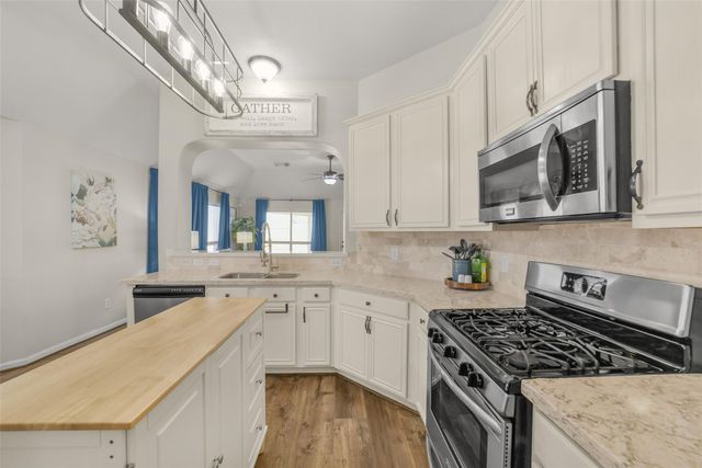 19314 Cloud Peak Drive, Tomball, TX 77377