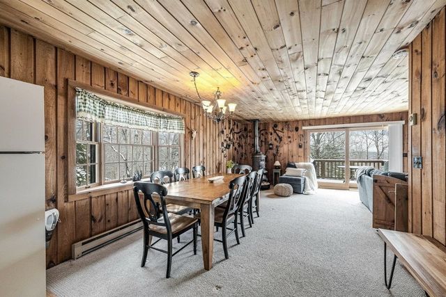 44 Howes Loop, Wilmington, VT 05363