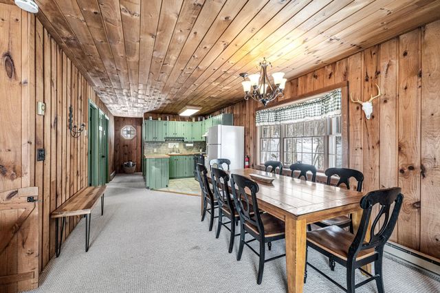 44 Howes Loop, Wilmington, VT 05363